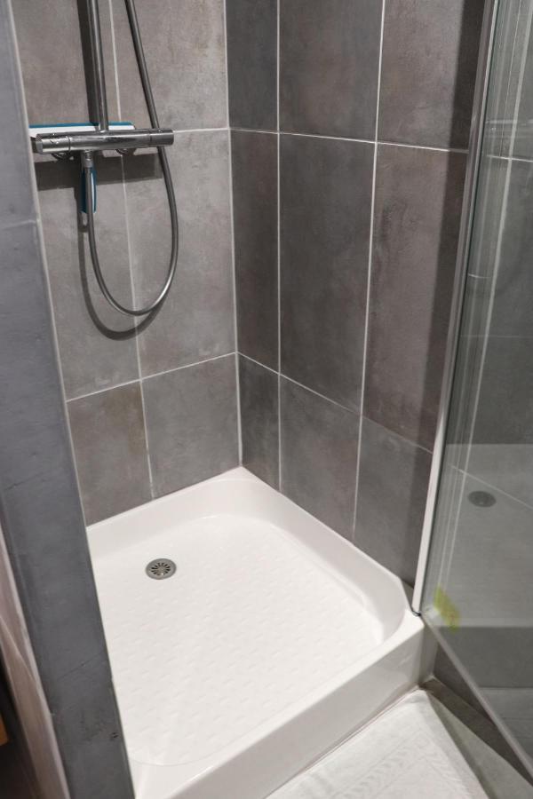 פלובזלאנק Maison De Pecheur Breton Long Avel מראה חיצוני תמונה